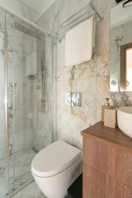 Dema Luxury Suites - Perikleous E6 Atenas Exterior foto