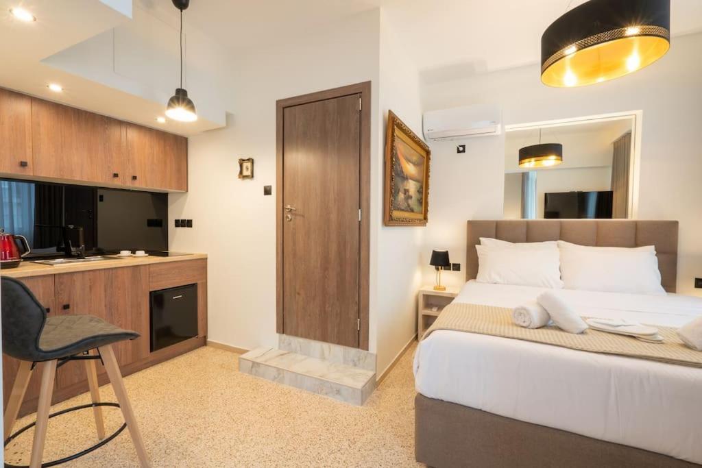 Dema Luxury Suites - Perikleous E6 Atenas Exterior foto