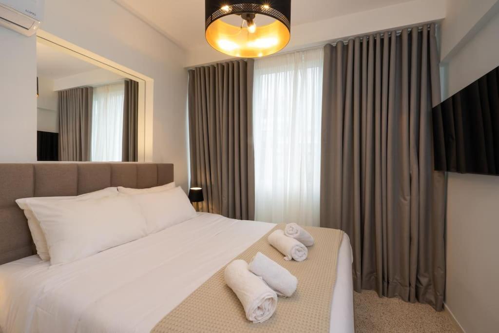 Dema Luxury Suites - Perikleous E6 Atenas Exterior foto