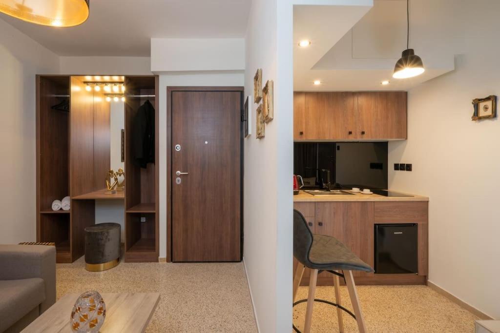 Dema Luxury Suites - Perikleous E6 Atenas Exterior foto